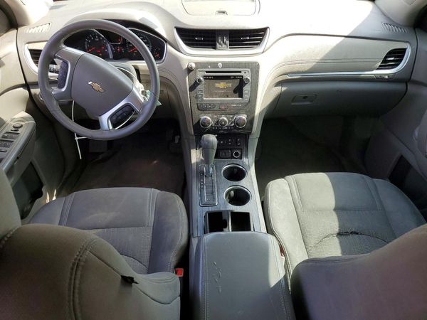 2017 CHEVROLET TRAVERSE 2LT