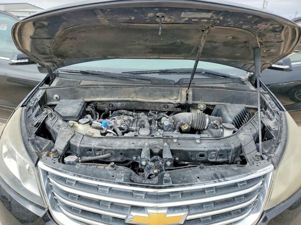 2017 CHEVROLET TRAVERSE 2LT