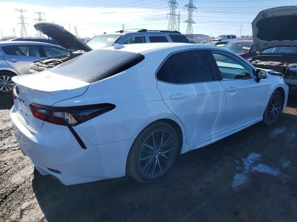 2024 TOYOTA CAMRY