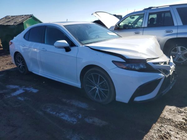 2024 TOYOTA CAMRY