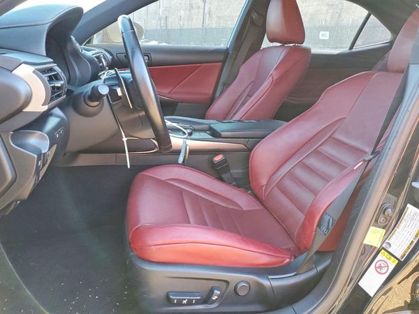 2017 LEXUS IS