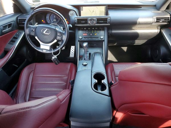 2017 LEXUS IS
