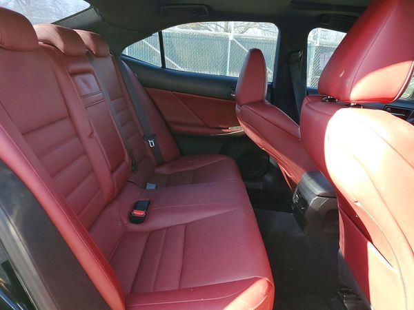 2017 LEXUS IS