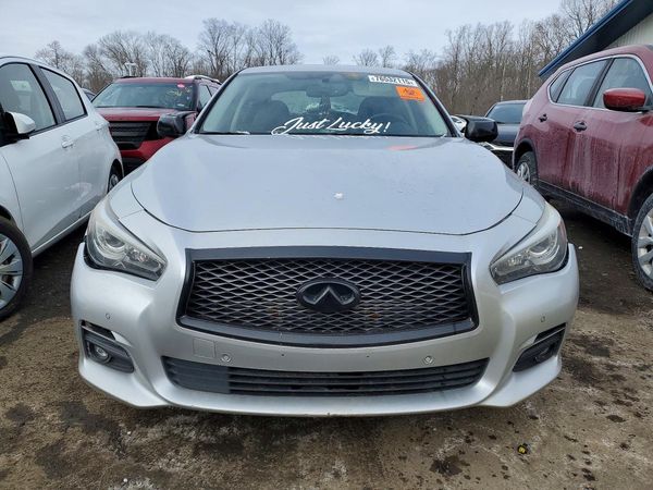 2017 INFINITI Q50