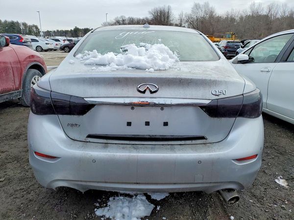 2017 INFINITI Q50