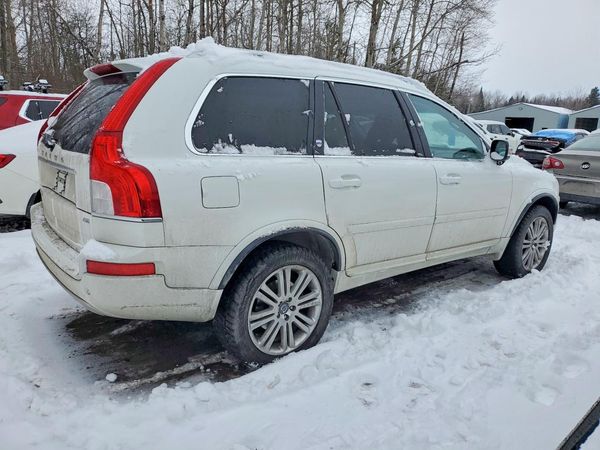 2014 VOLVO XC90