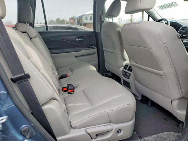 2021 HONDA PILOT SE
