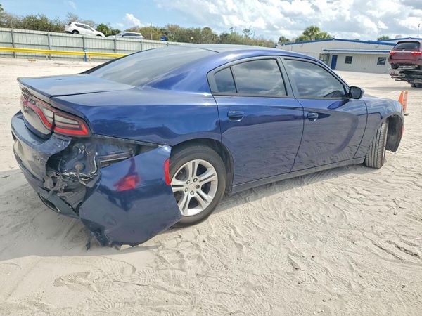 2016 DODGE CHARGER SE