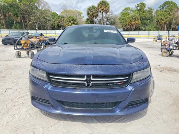 2016 DODGE CHARGER SE