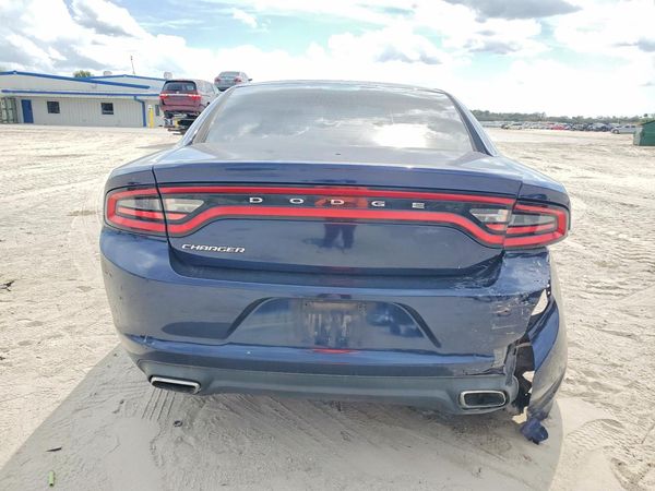 2016 DODGE CHARGER SE