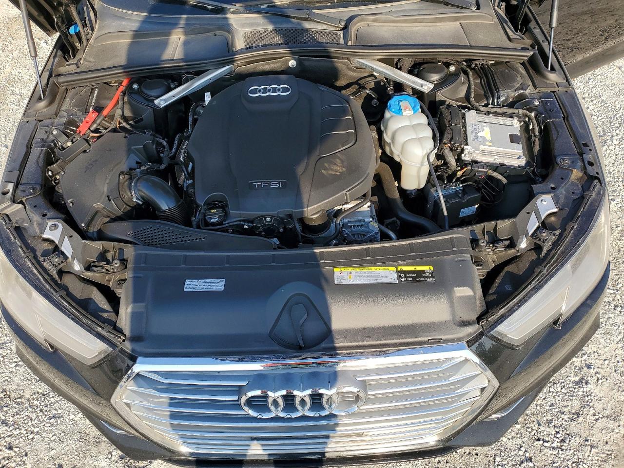 2019 AUDI A4 Premium, Titanium
