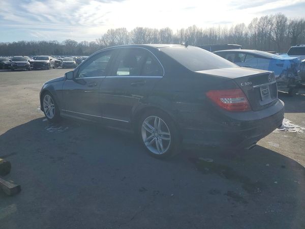 2012 MERCEDES-BENZ C