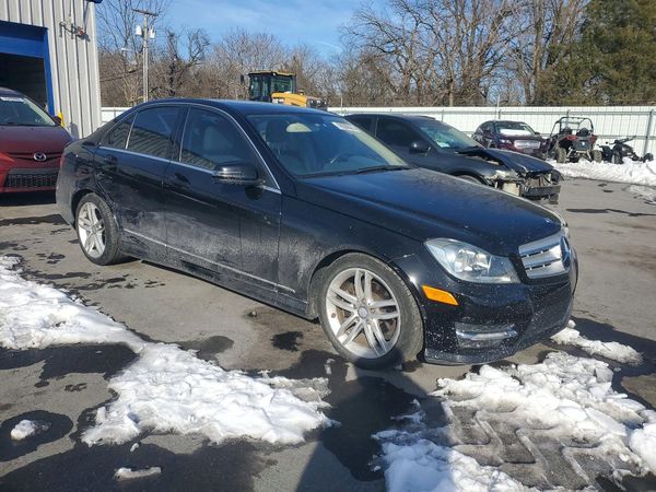2012 MERCEDES-BENZ C