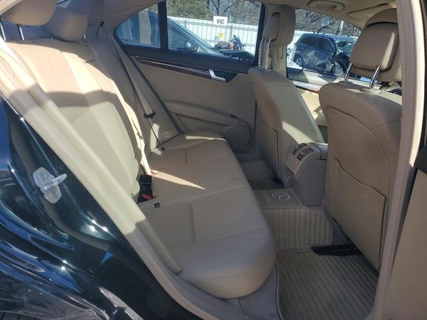 2012 MERCEDES-BENZ C