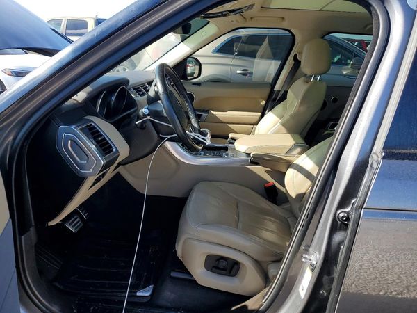 2017 LAND ROVER RANGEROVER SE — DENT