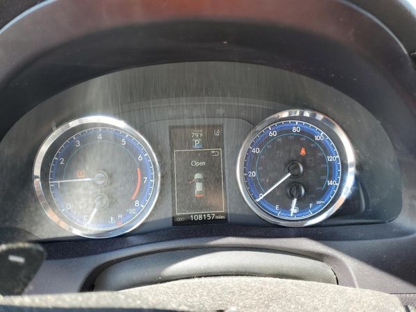 2019 TOYOTA COROLLA