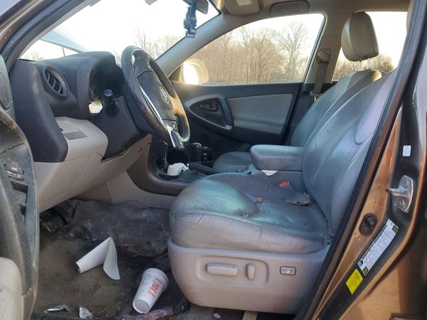 2012 TOYOTA RAV4 High