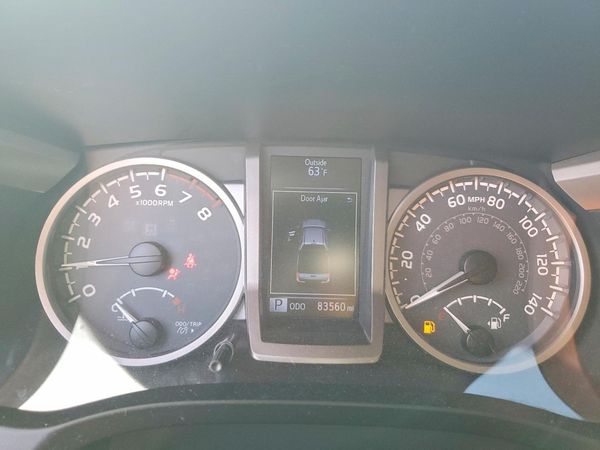 2017 TOYOTA TACOMA SR5/TRD Sport