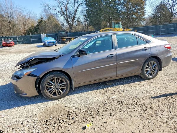 2015 TOYOTA CAMRY