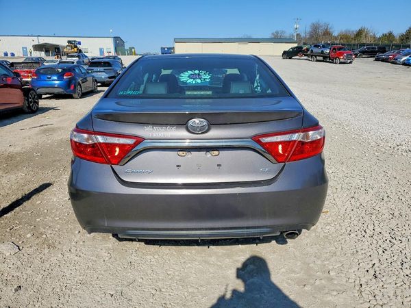 2015 TOYOTA CAMRY