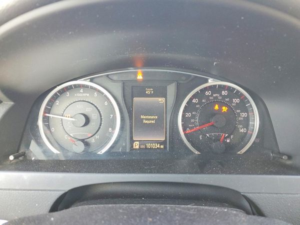 2015 TOYOTA CAMRY