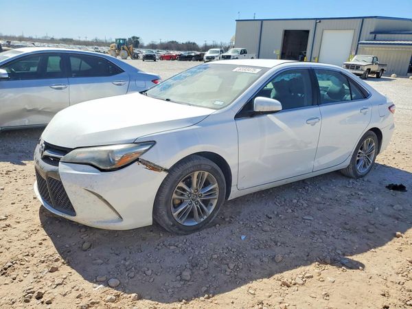 2017 TOYOTA CAMRY