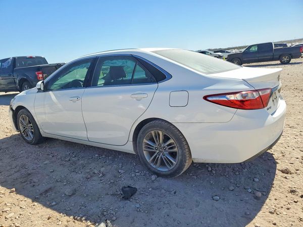 2017 TOYOTA CAMRY