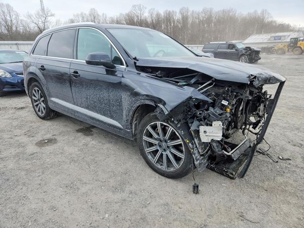 2019 AUDI Q7 quattro Prestige