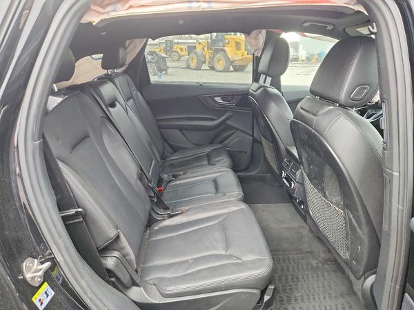 2019 AUDI Q7 quattro Prestige