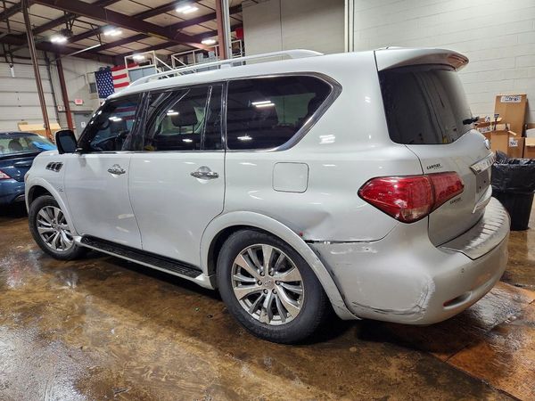2017 INFINITI QX80