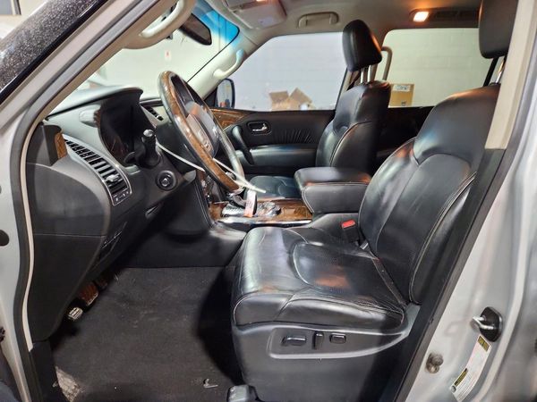 2017 INFINITI QX80