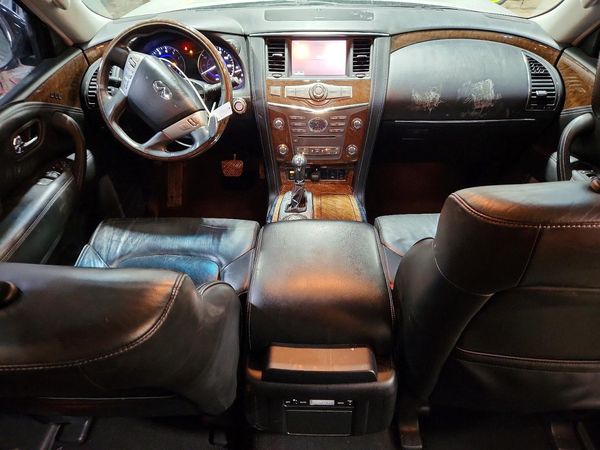 2017 INFINITI QX80
