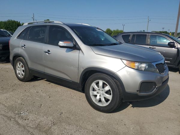 2013 KIA SORENTO