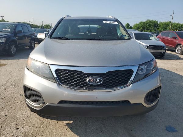 2013 KIA SORENTO