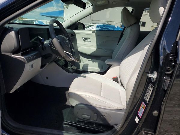 2024 HYUNDAI KONA Limited