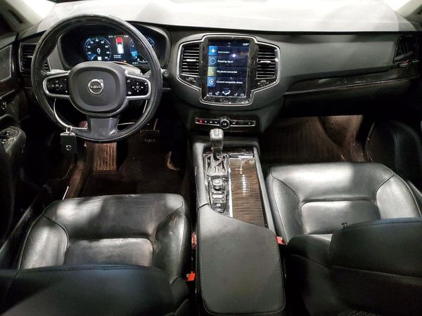 2018 VOLVO XC90