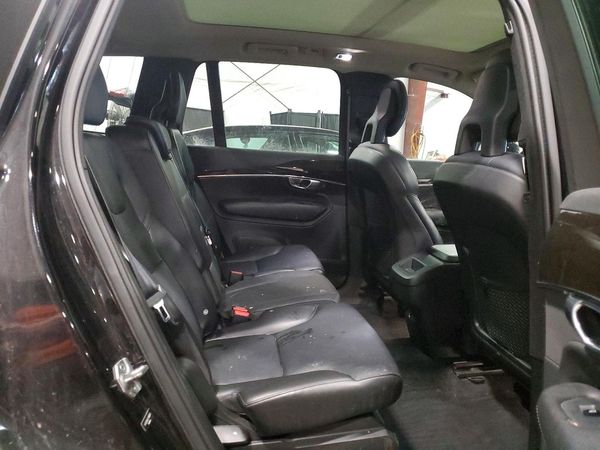 2018 VOLVO XC90