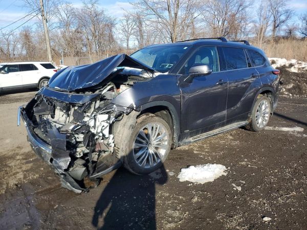 2023 TOYOTA HIGHLANDER