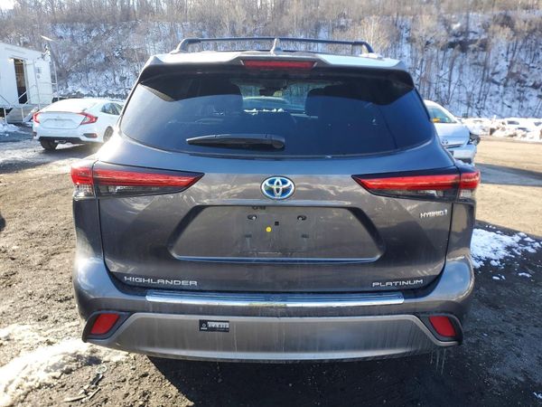 2023 TOYOTA HIGHLANDER