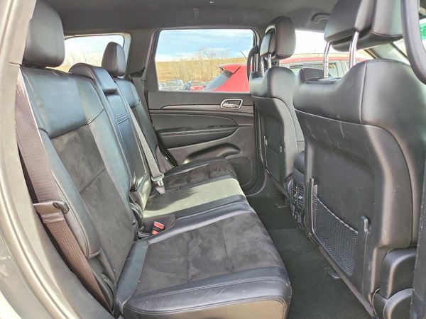 2021 JEEP GRAND CHEROKEE LAREDO 4X2