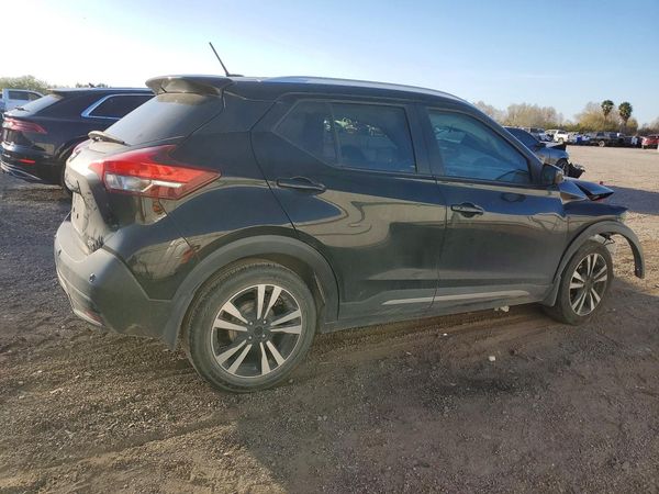 2020 NISSAN KICKS