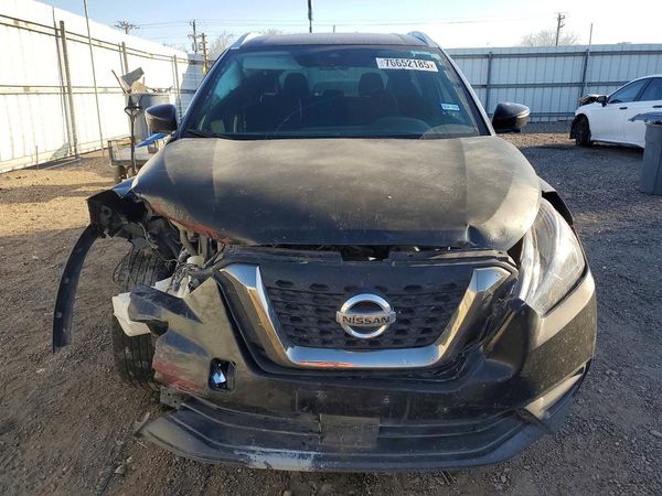 2020 NISSAN KICKS