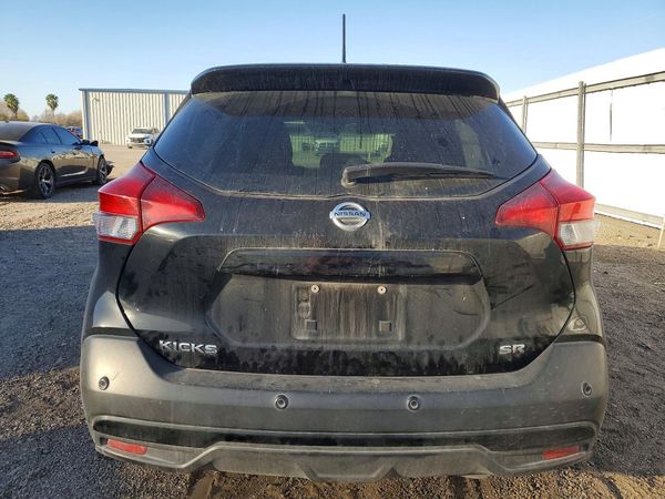 2020 NISSAN KICKS