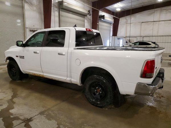 2015 RAM 1500 LARAMIE CREW CAB 4X4