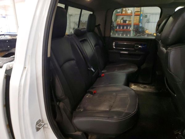 2015 RAM 1500 LARAMIE CREW CAB 4X4