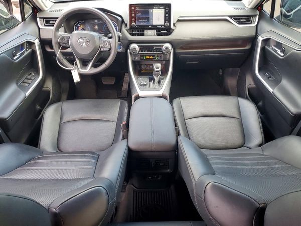 2021 TOYOTA RAV4