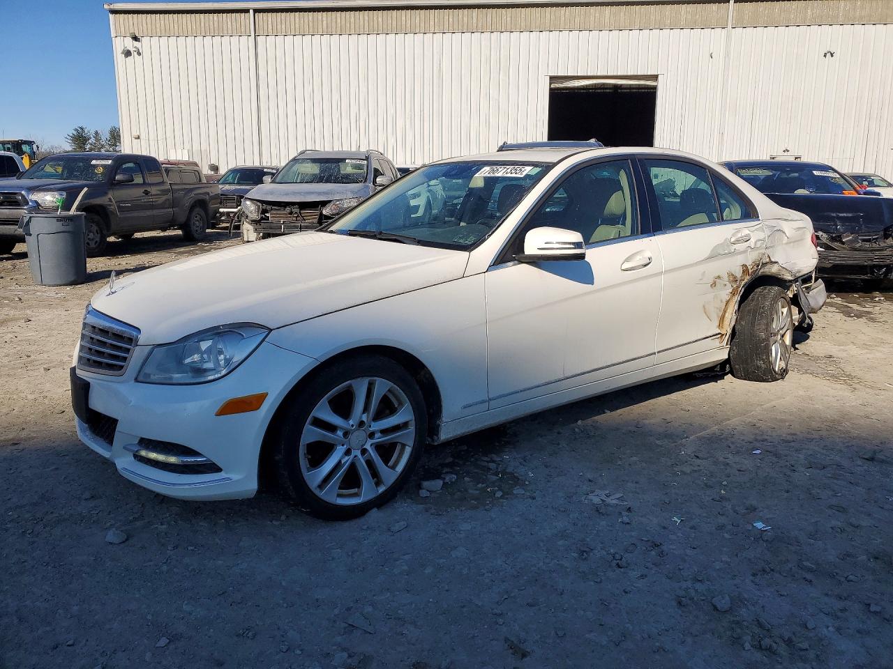 2012 MERCEDES-BENZ C C300 4-MATIC