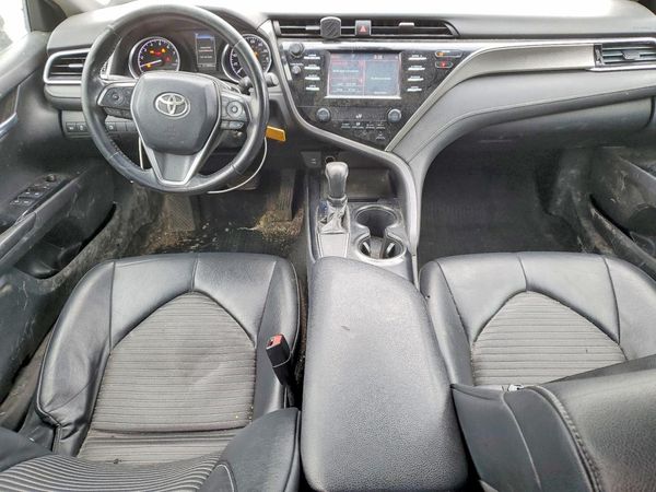 2018 TOYOTA CAMRY