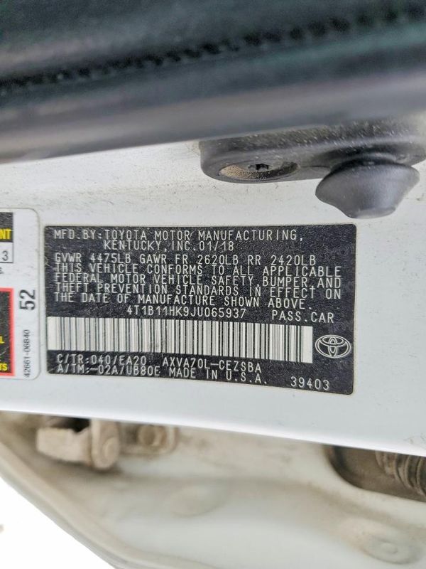2018 TOYOTA CAMRY