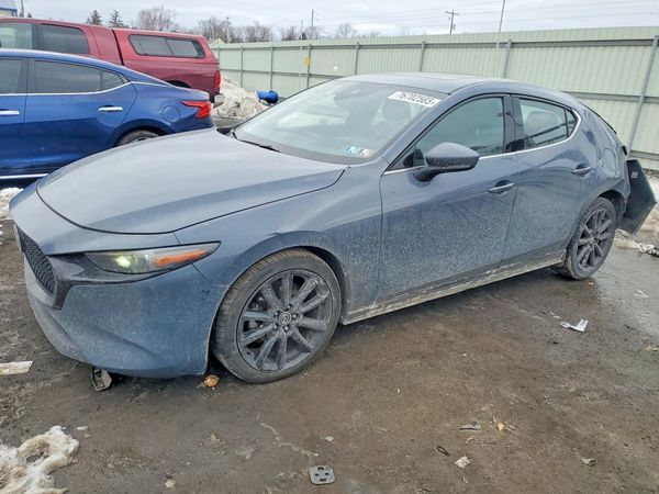 2020 MAZDA 3
